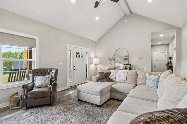 $419,900 | 166 Coley Road, Lafayette, TN 37083