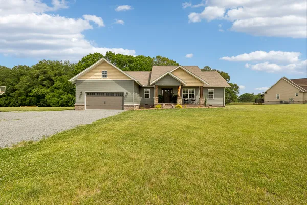 $419,900 | 166 Coley Road, Lafayette, TN 37083