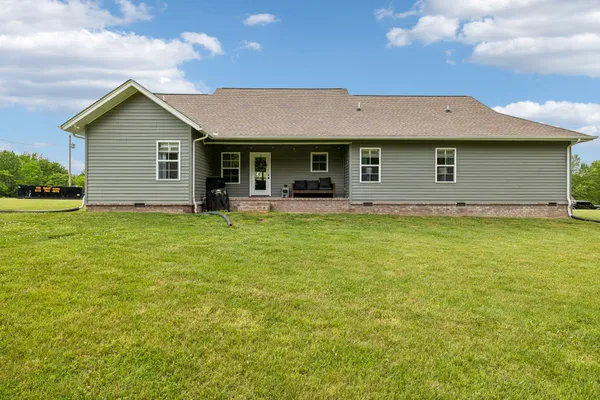 $419,900 | 166 Coley Road, Lafayette, TN 37083