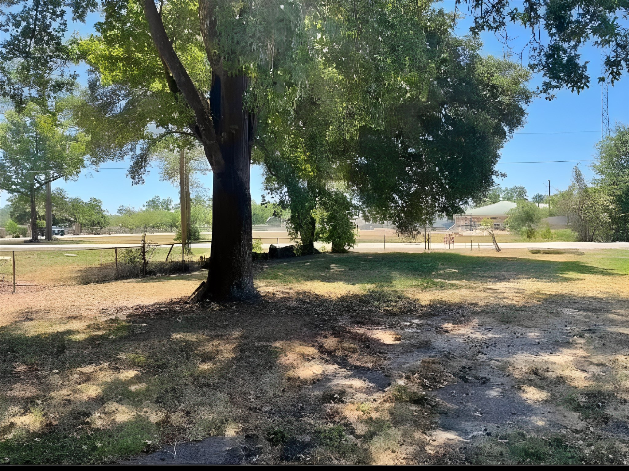905 Nevell Street Cleveland, TX 77327 - Photo 3 of 5