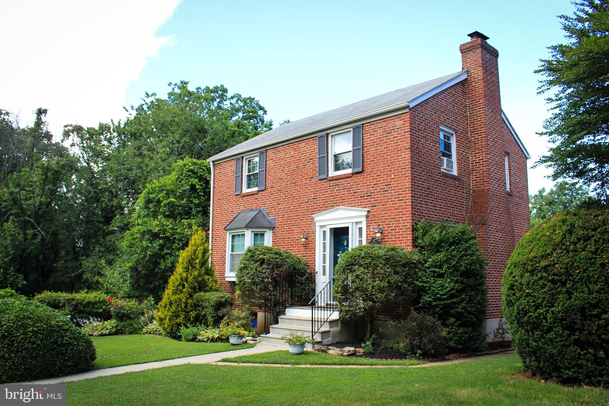 47 Dunmore Road Baltimore, MD 21228 - Photo 4 of 46 Gallery Image 4