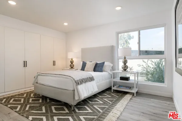 $6,495 | 846 North Alta Vista Boulevard, Unit 106, Los Angeles, CA 90046