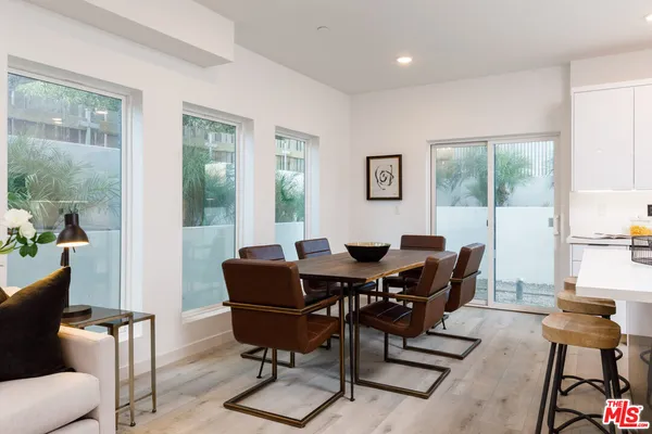 $6,495 | 846 North Alta Vista Boulevard, Unit 106, Los Angeles, CA 90046