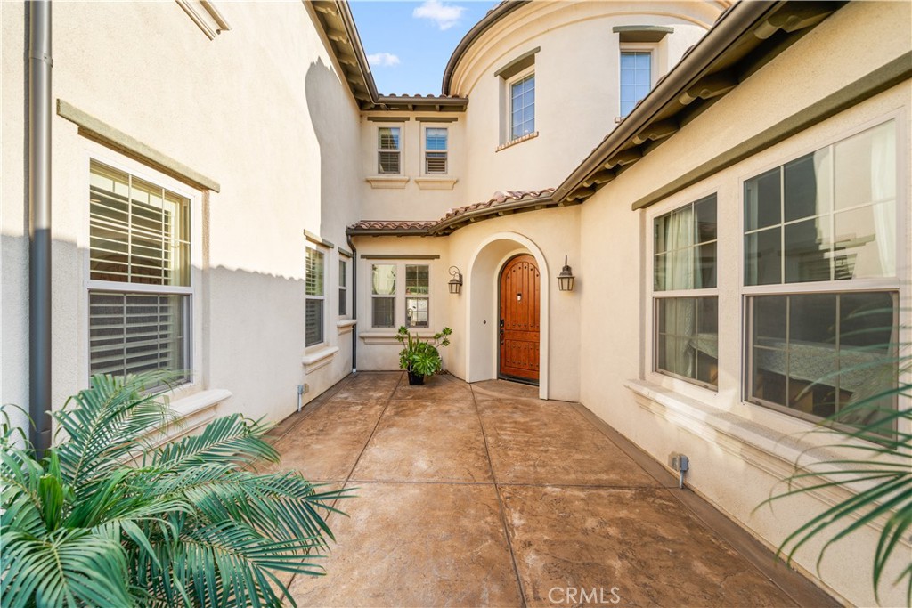 878 North Landa Way Brea, CA 92821 - Photo 4 of 52 a front view of a house with a yard
