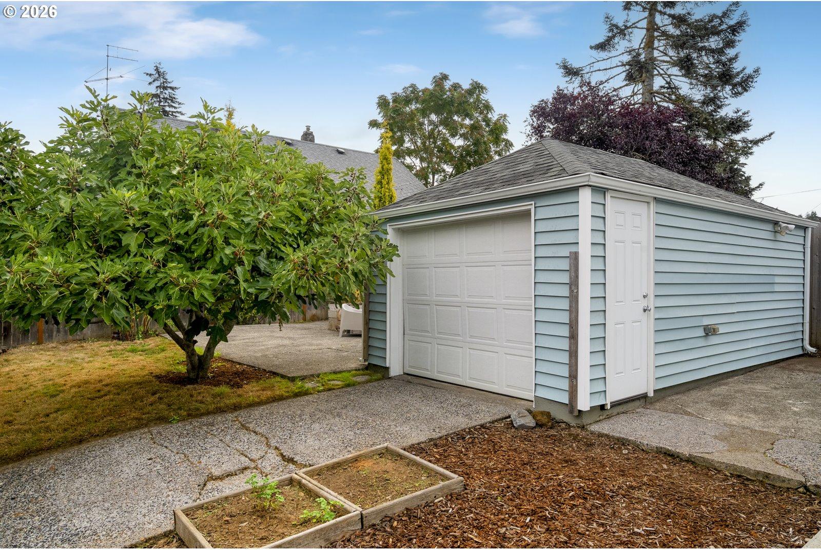 1808 Northeast Rosa Parks Way Portland, OR 97211 - Photo 44 of 48 Gallery Image 44