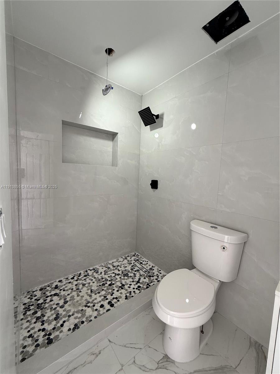 9824 Southwest 26th Terrace, Unit 1 Miami, FL 33165 - Photo 15 of 34