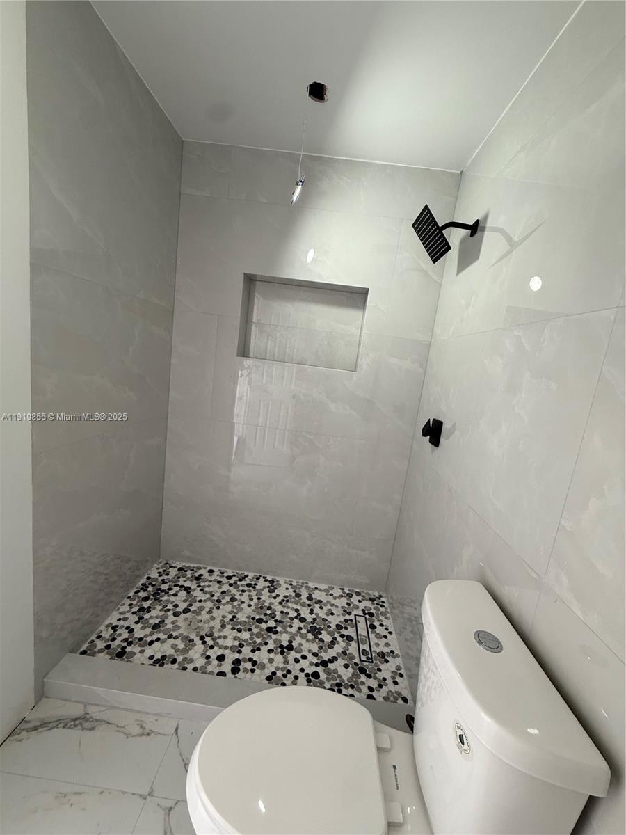 9824 Southwest 26th Terrace, Unit 1 Miami, FL 33165 - Photo 25 of 34