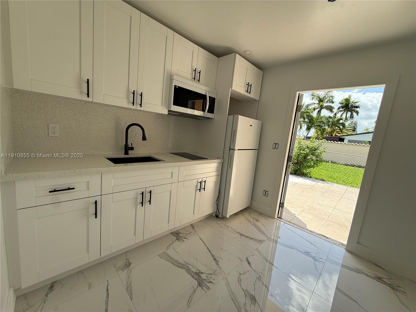9824 Southwest 26th Terrace, Unit 1 Miami, FL 33165 - Photo 29 of 34