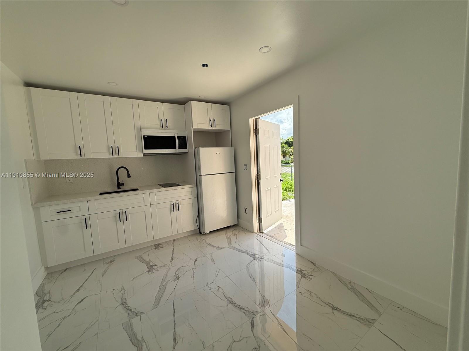 9824 Southwest 26th Terrace, Unit 1 Miami, FL 33165 - Photo 3 of 34