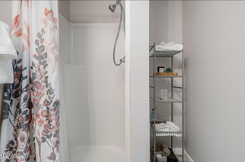 3220 Knob Creek Road Johnson City, TN 37615 - Photo 103 of 110 474788622_17874713598254717_327347096261