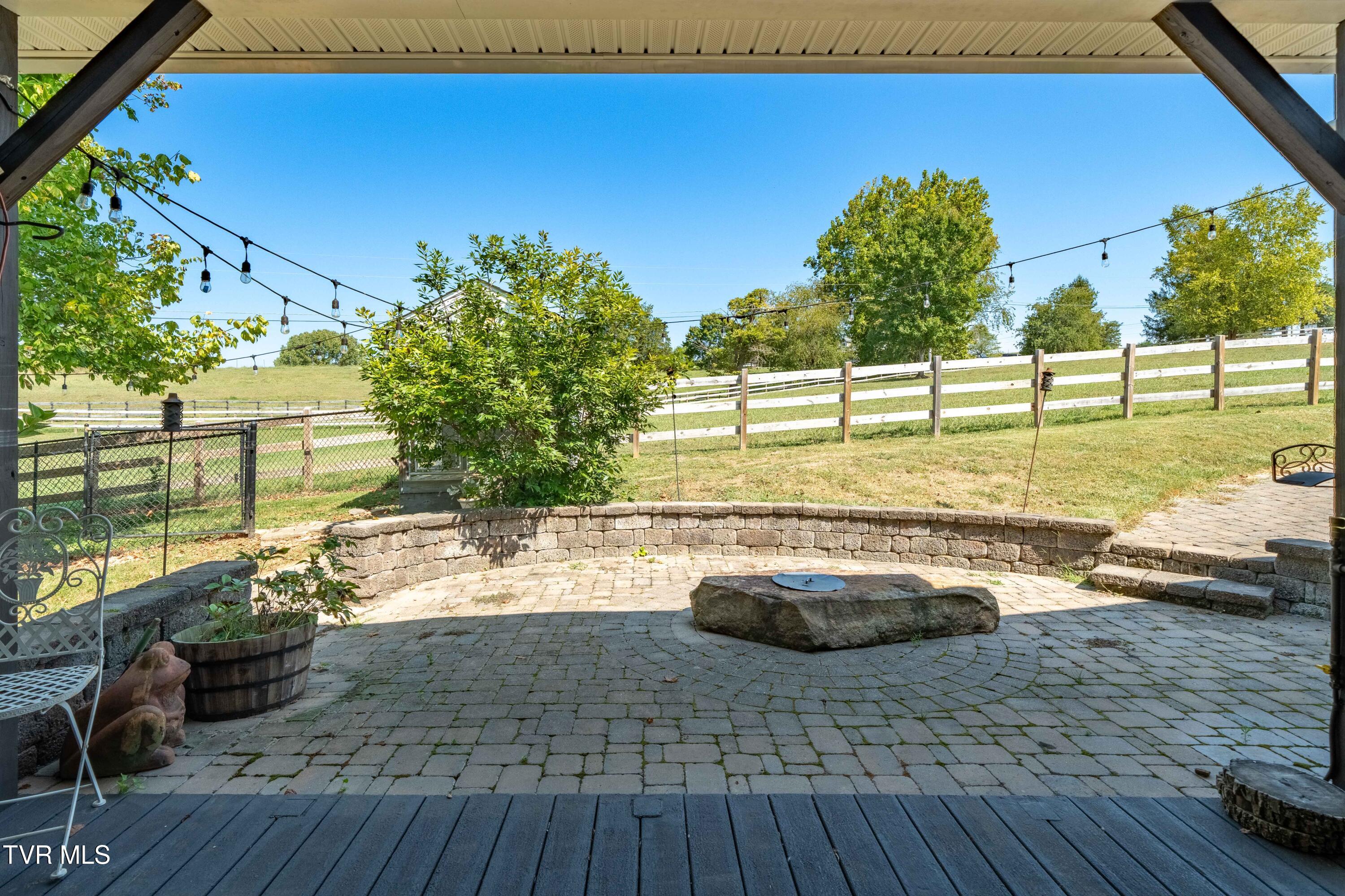 3220 Knob Creek Road Johnson City, TN 37615 - Photo 27 of 110 3220 Knob Creek Rd (17 of 62)