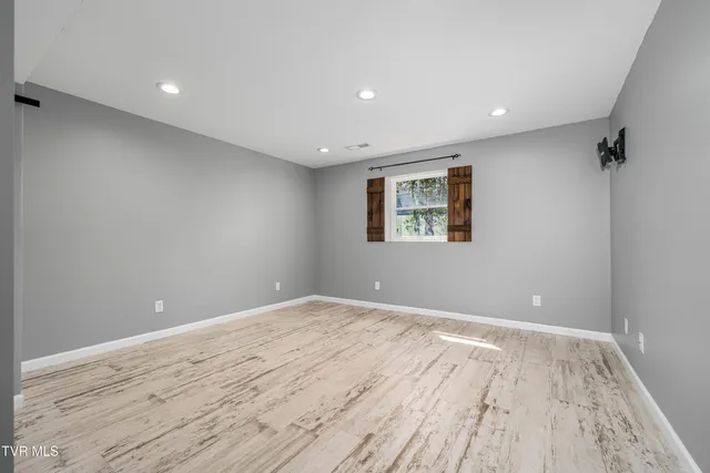 $1,385,000 | 3220 Knob Creek Road, Johnson City, TN 37615