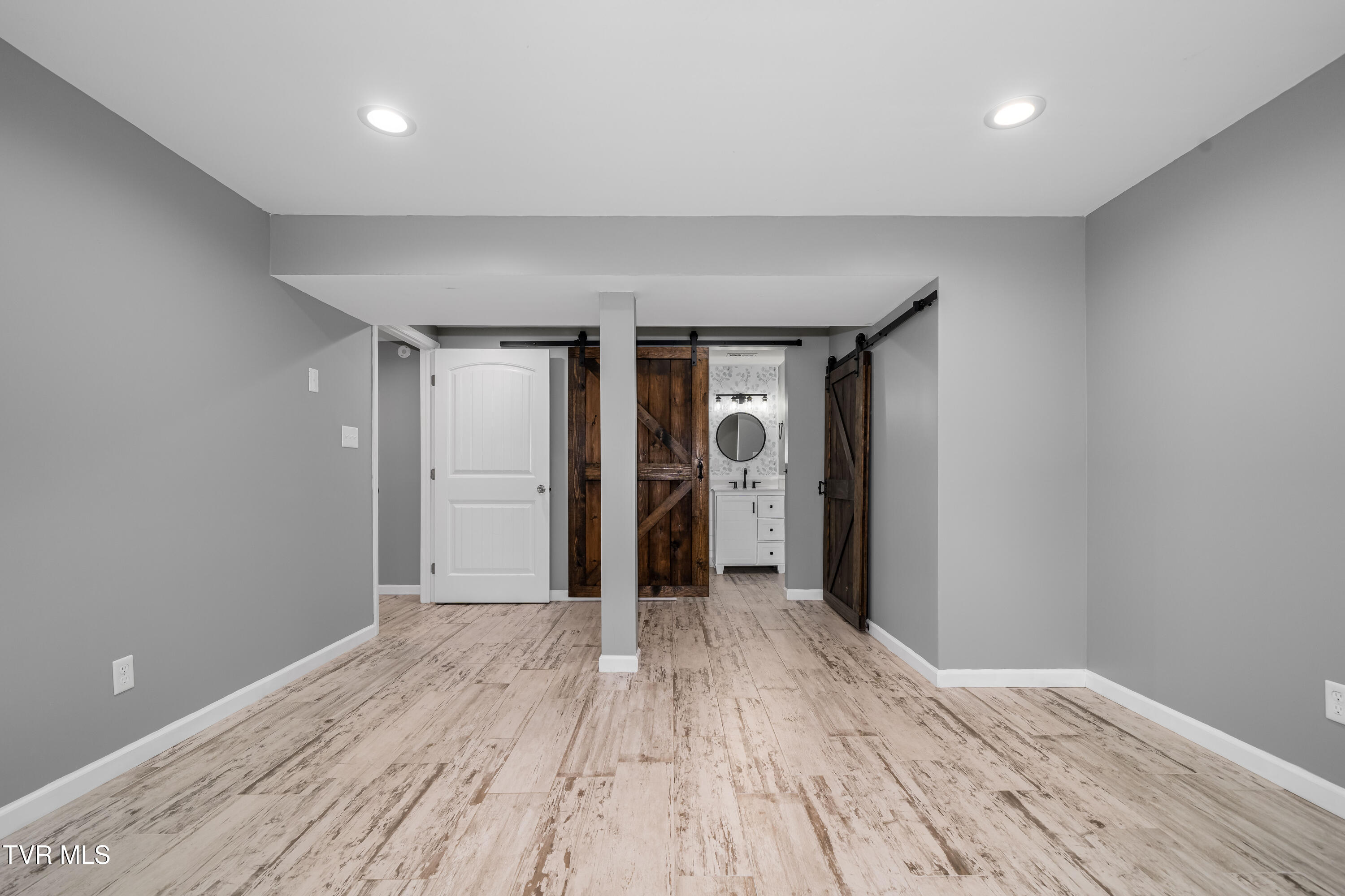 3220 Knob Creek Road Johnson City, TN 37615 - Photo 64 of 110 3220 Knob Creek Rd (55 of 62)