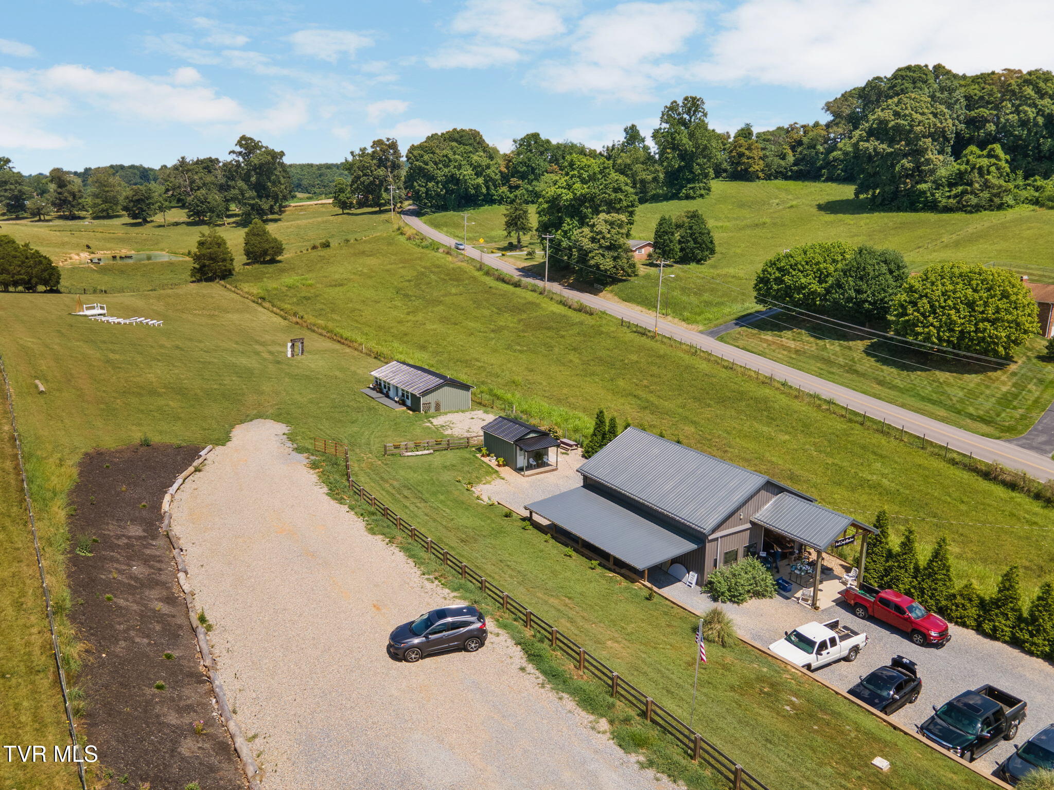 3220 Knob Creek Road Johnson City, TN 37615 - Photo 72 of 110 4-web-or-mls-DJI_0120