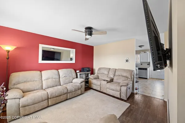 $530,000 | 311 Stacia Way, Saylorsburg, PA 18353