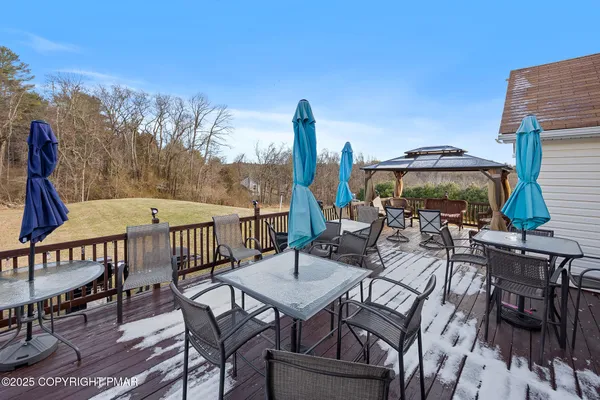 $530,000 | 311 Stacia Way, Saylorsburg, PA 18353