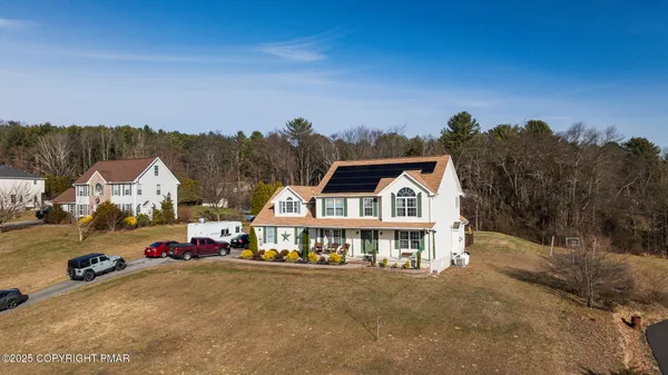 $530,000 | 311 Stacia Way, Saylorsburg, PA 18353