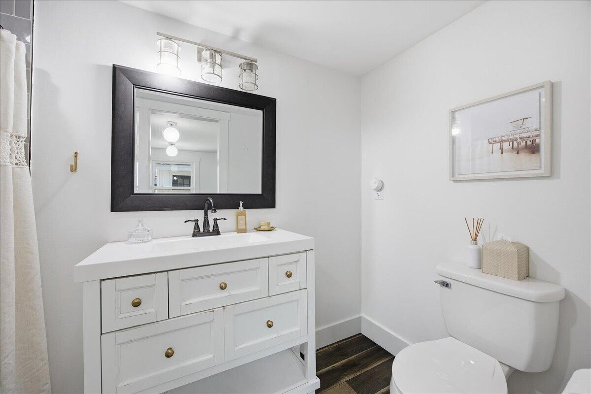 422 Geddes Avenue Charleston, SC 29407 - Photo 18 of 29 primary bath
