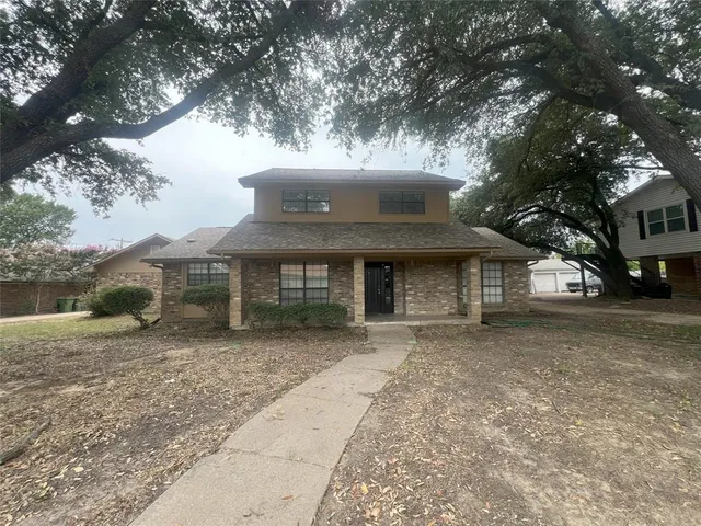 $2,500 | 3813 Whiterock Trail, Garland, TX 75043