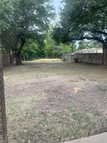 $2,500 | 3813 Whiterock Trail, Garland, TX 75043