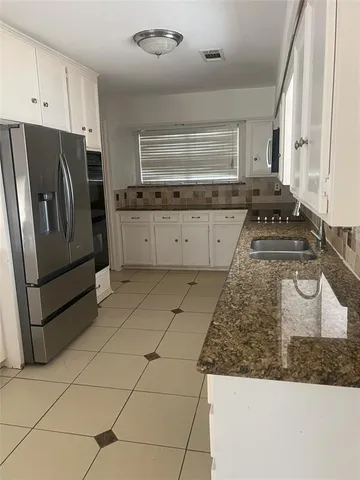 $2,500 | 3813 Whiterock Trail, Garland, TX 75043