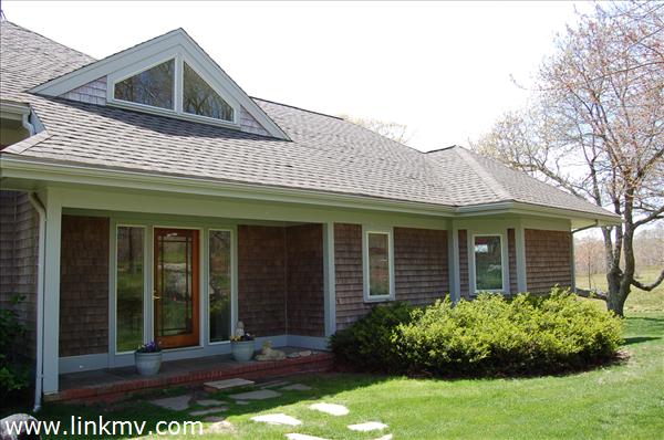 11 Peaked Hill Pasture Road Chilmark, MA 02535 - Photo 11 of 27 http://d1qzqeyxiitrap.cloudfront.net/photos/21597/600/5767352b.jpg