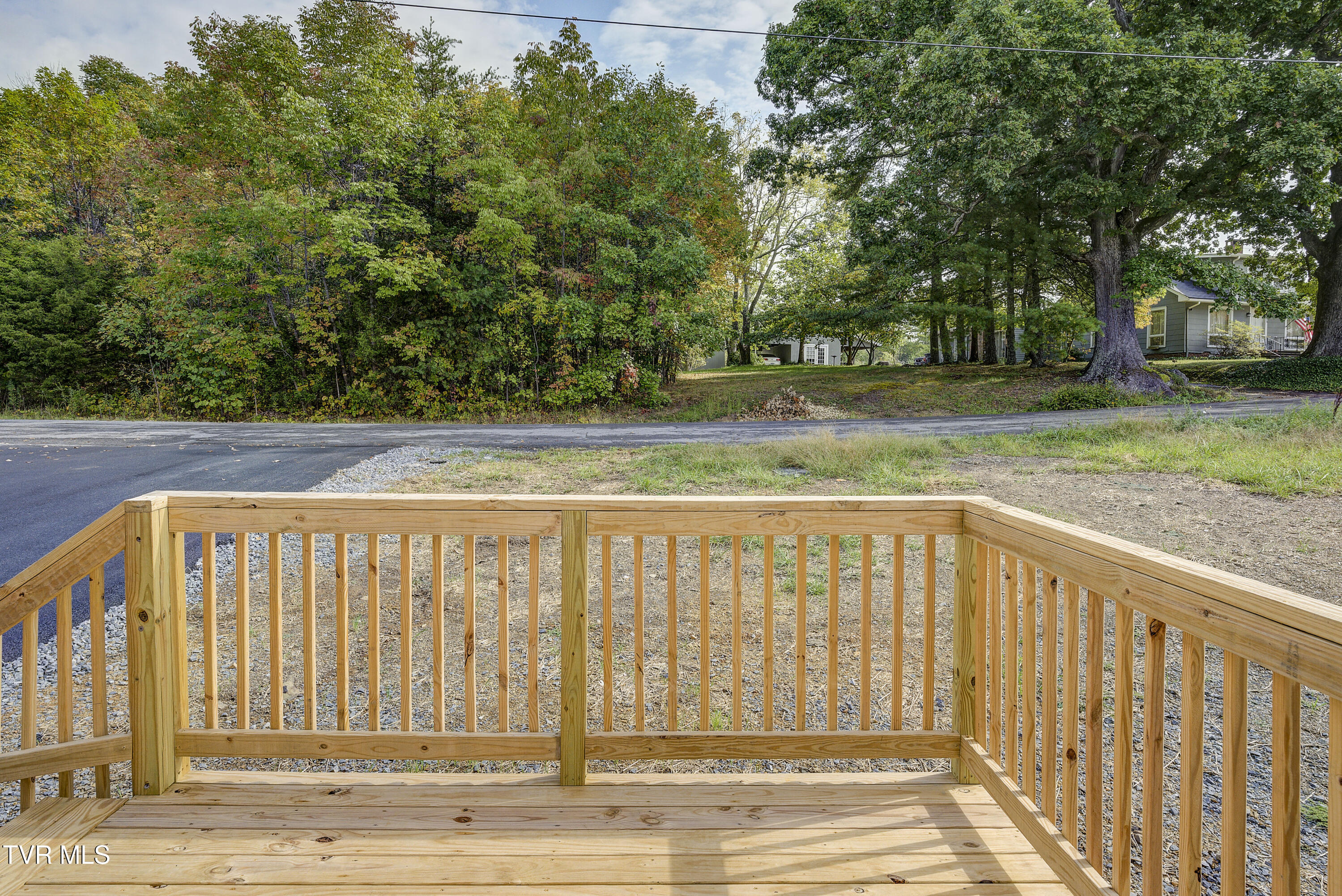 1908 Seaver Road Kingsport, TN 37660 - Photo 34 of 39 Seaver-36