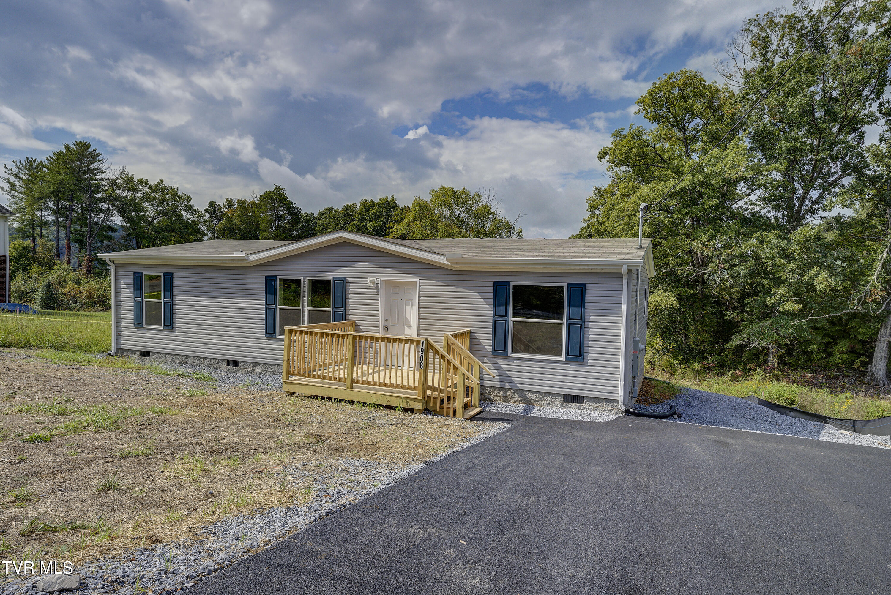 1908 Seaver Road Kingsport, TN 37660 - Photo 39 of 39 Seaver-42