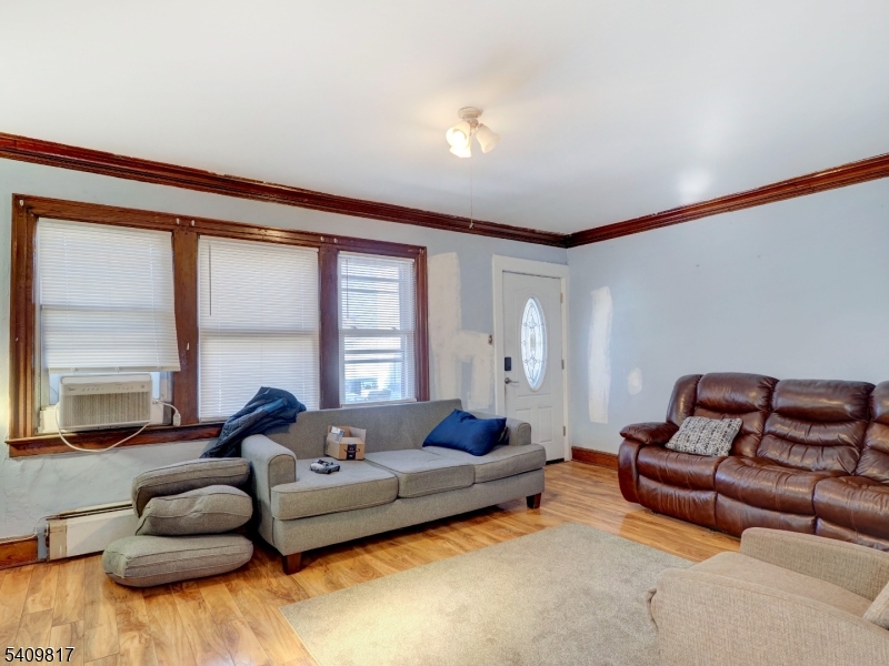 931 Madison Avenue Union, NJ 07083 - Photo 3 of 29