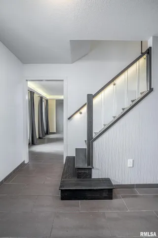 $489,900 | 4200 Belmont Road, Bettendorf, IA 52722