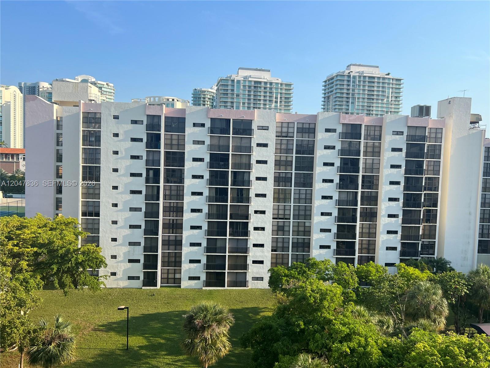 17011 North Bay Road, Unit 816 Sunny Isles Beach, FL 33160 - Photo 3 of 19