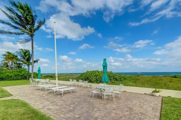 $9,000 | 1400 South Ocean Boulevard, Unit 9S, Lauderdale-by-the-Sea, FL 33062