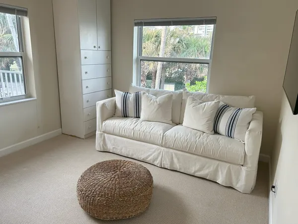 $9,000 | 1400 South Ocean Boulevard, Unit 9S, Lauderdale-by-the-Sea, FL 33062