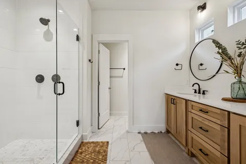 $749,900 | 2003 B Hutton Drive, Nashville, TN 37210