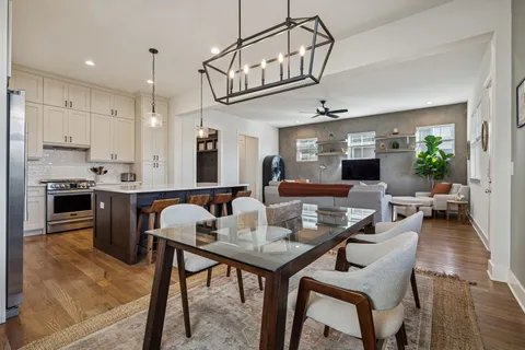 $749,900 | 2003 B Hutton Drive, Nashville, TN 37210