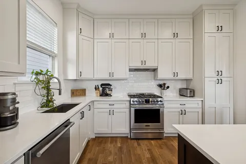 $749,900 | 2003 B Hutton Drive, Nashville, TN 37210