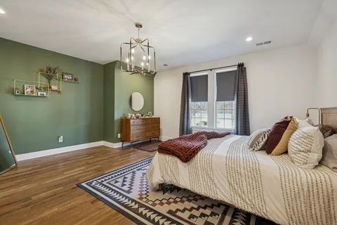 $749,900 | 2003 B Hutton Drive, Nashville, TN 37210