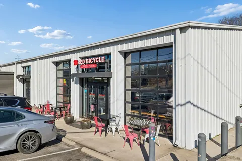 $769,000 | 2003 B Hutton Drive, Nashville, TN 37210