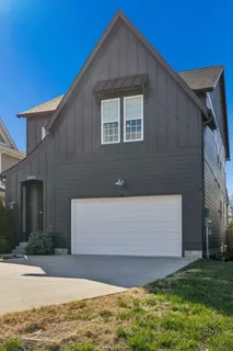 $769,000 | 2003 B Hutton Drive, Nashville, TN 37210