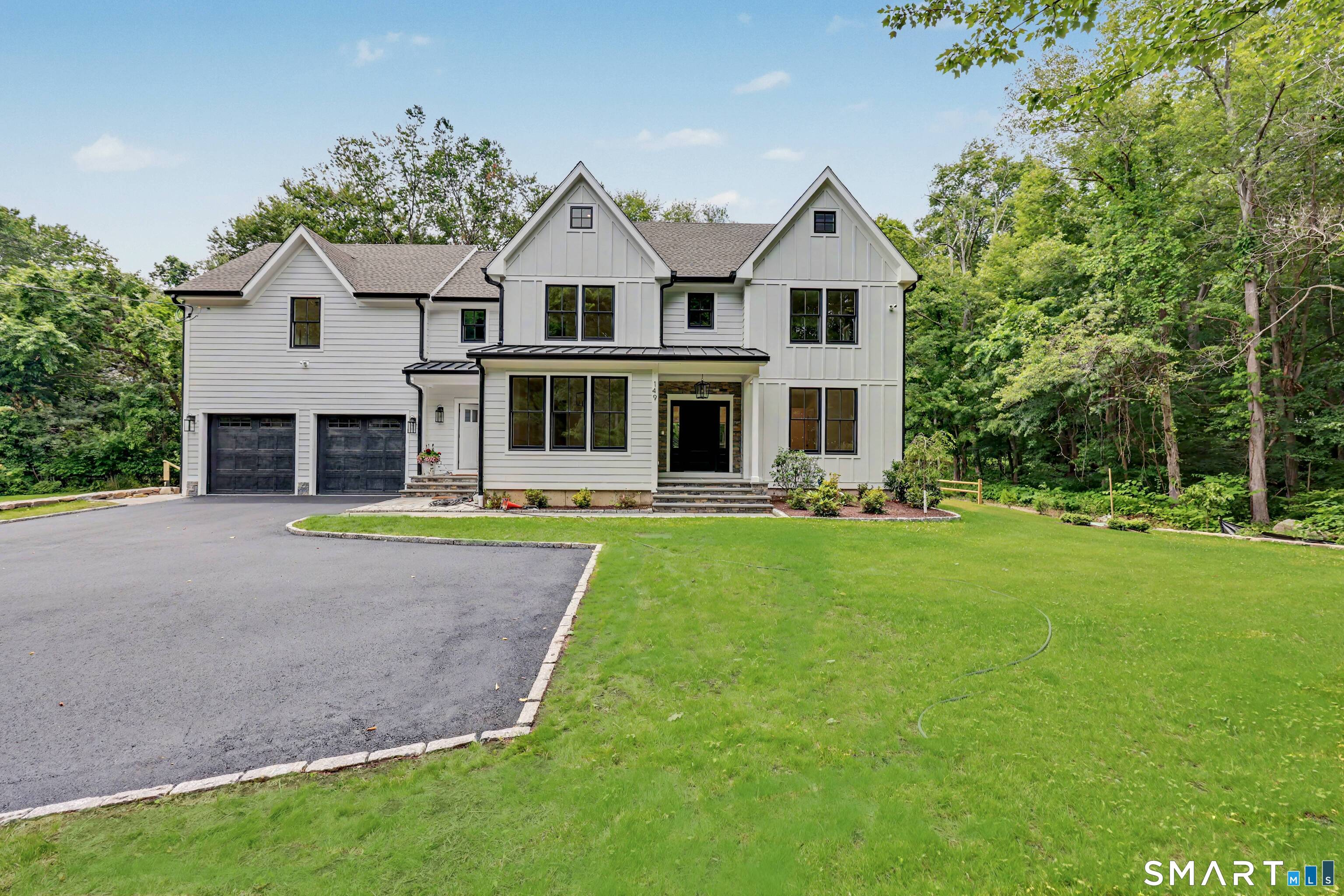 149 Don Bob Road Stamford, CT 06903 - Photo 3 of 40