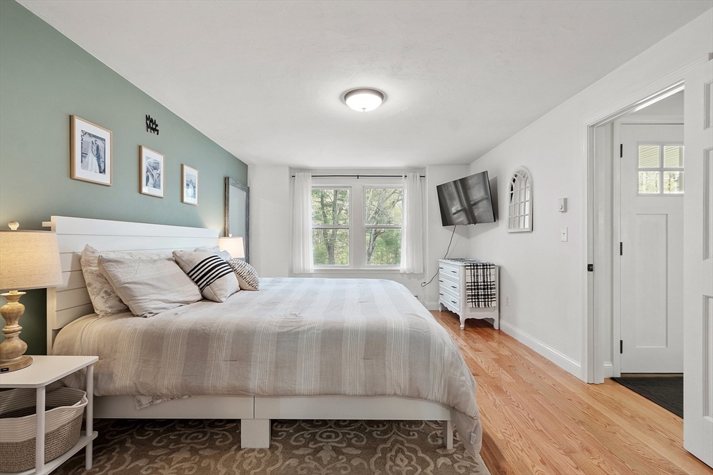 26 Chestnut Street Douglas, MA 01516 - Photo 15 of 38 Gallery Image 15