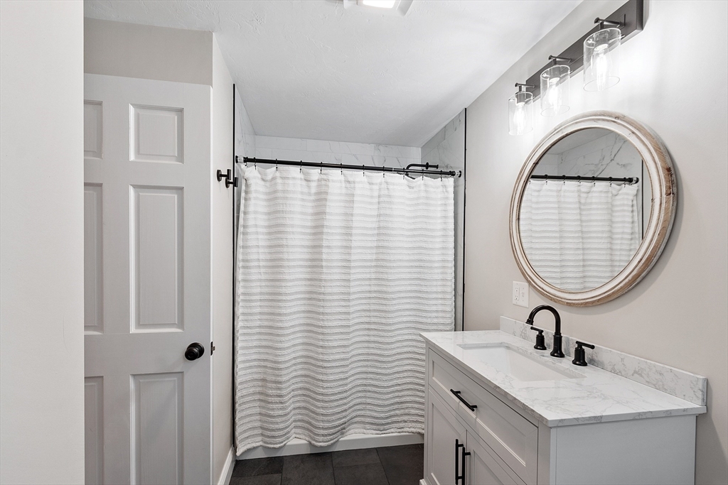 26 Chestnut Street Douglas, MA 01516 - Photo 18 of 38 Gallery Image 18