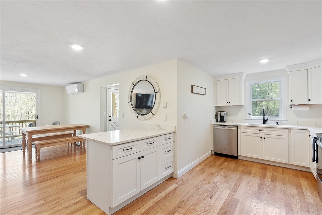 26 Chestnut Street Douglas, MA 01516 - Photo 22 of 38 Gallery Image 22