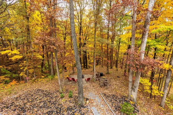 $750,000 | 122 Thornbush Drive, West Lafayette, IN 47906