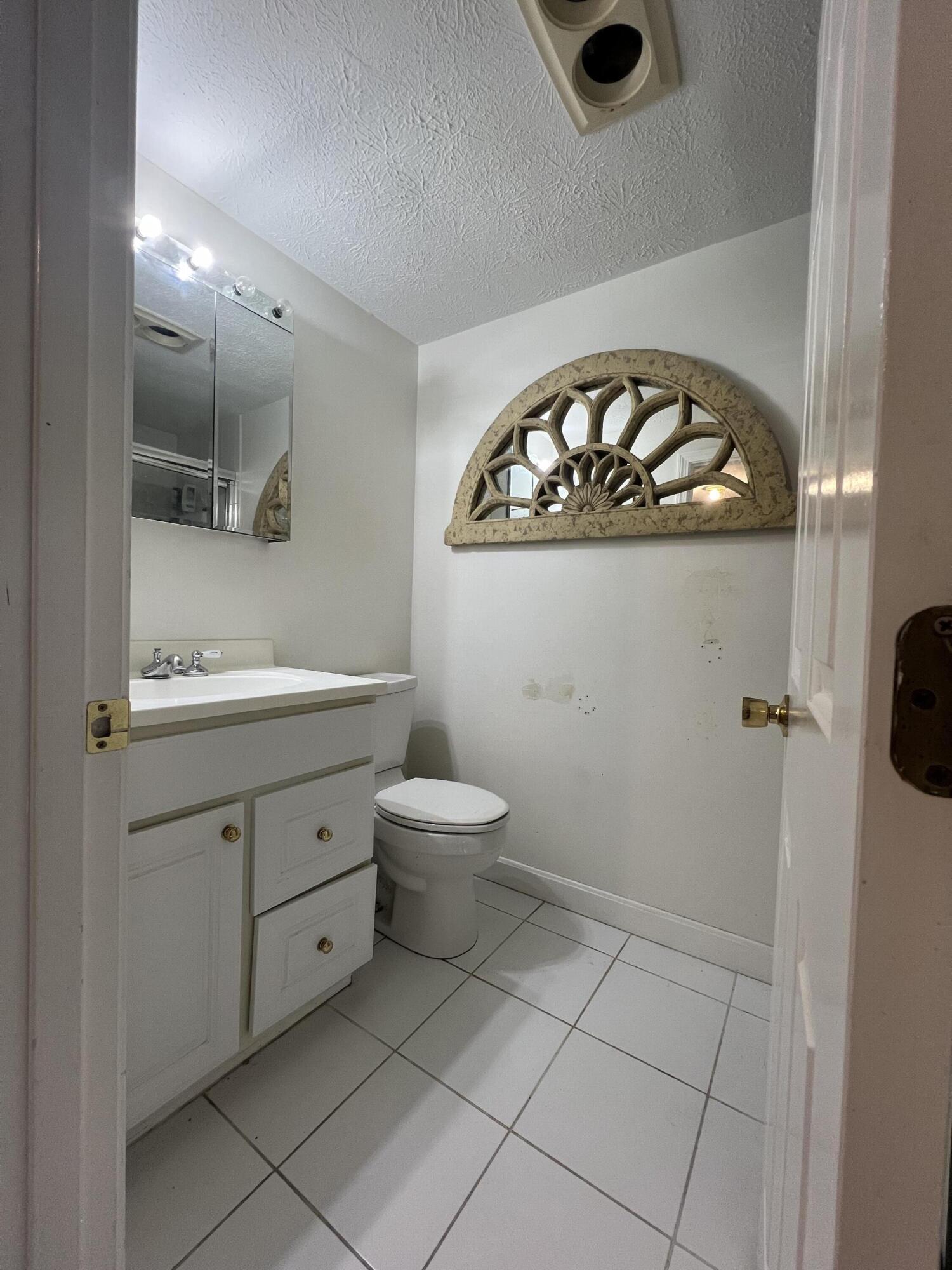 444 Main Street, Unit 101 Ogunquit, ME 03907 - Photo 12 of 18 IMG_1519