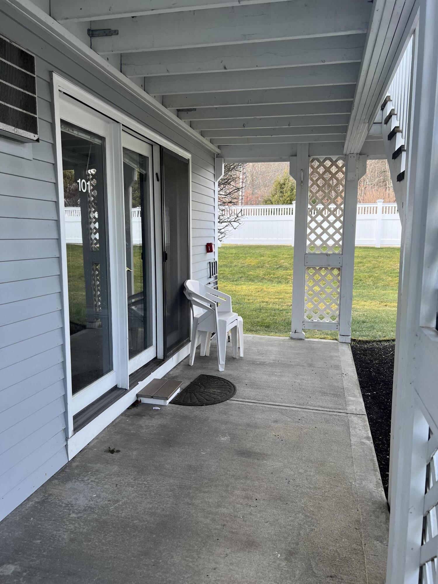 444 Main Street, Unit 101 Ogunquit, ME 03907 - Photo 14 of 18 IMG_1525