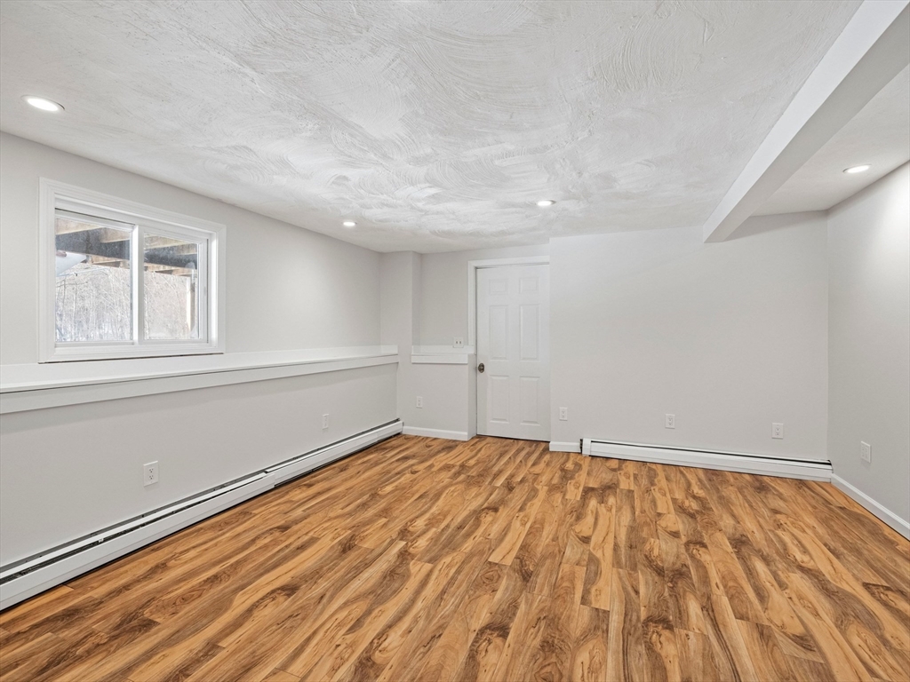 399 Long Hill Road Bolton, MA 01740 - Photo 19 of 37