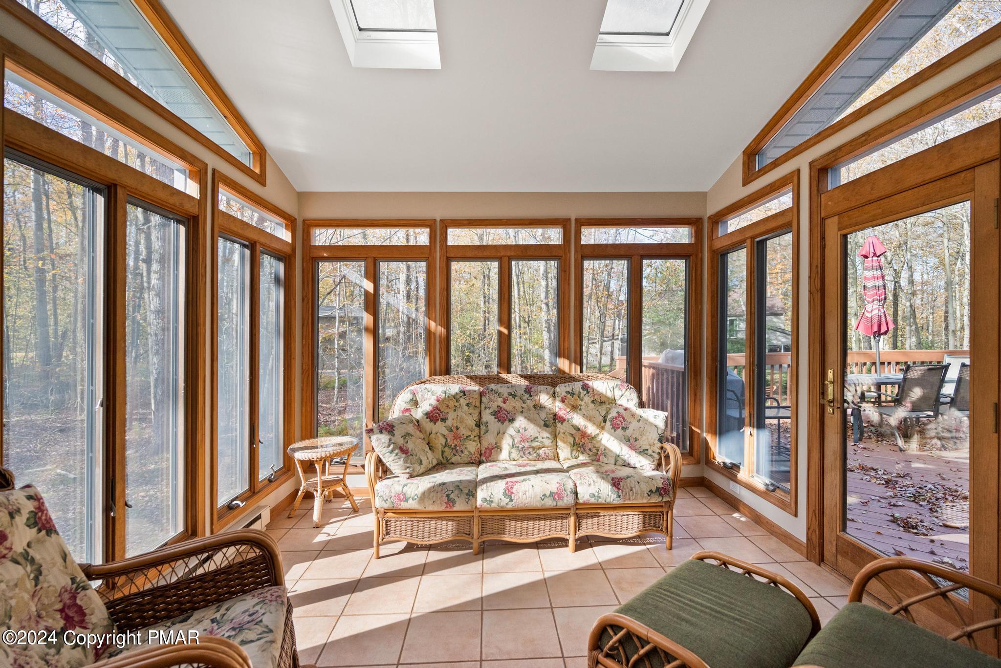 261 Aspen Road Pocono Pines, PA 18350 - Photo 19 of 46 DSC_1431