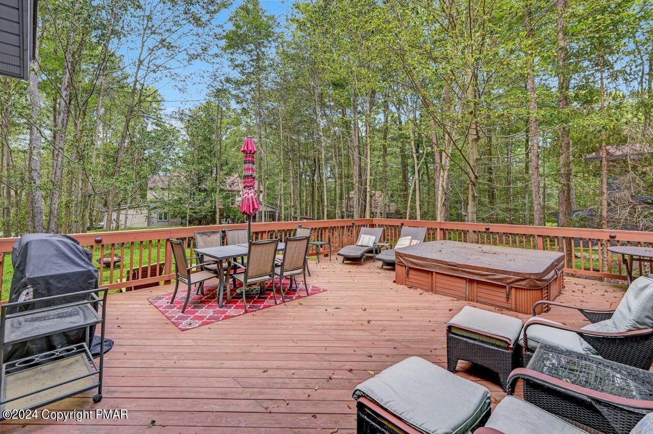261 Aspen Road Pocono Pines, PA 18350 - Photo 31 of 46 261 Aspen Rd 56 Large