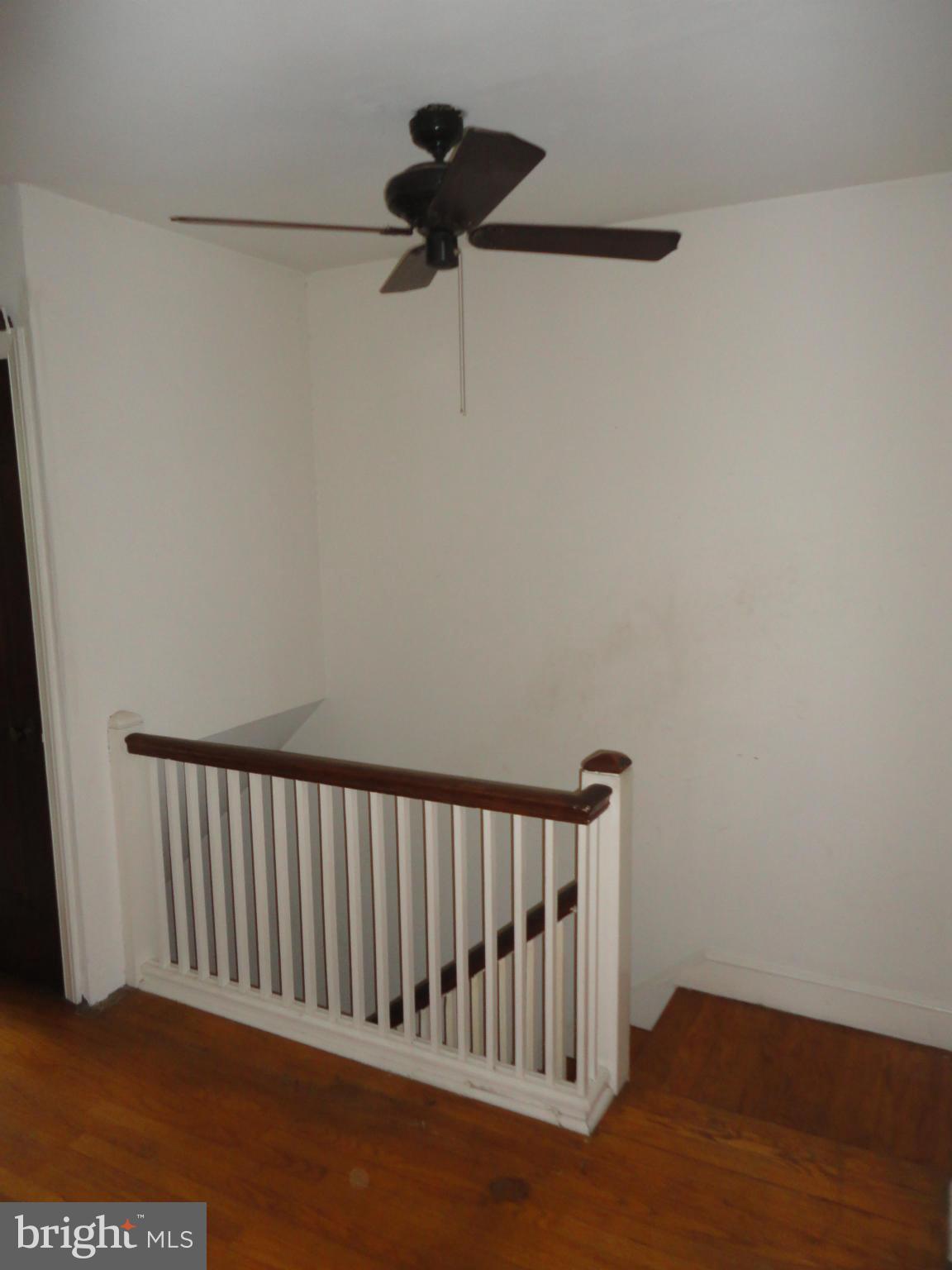 3701 Kimble Road Baltimore, MD 21218 - Photo 8 of 20 Hallway